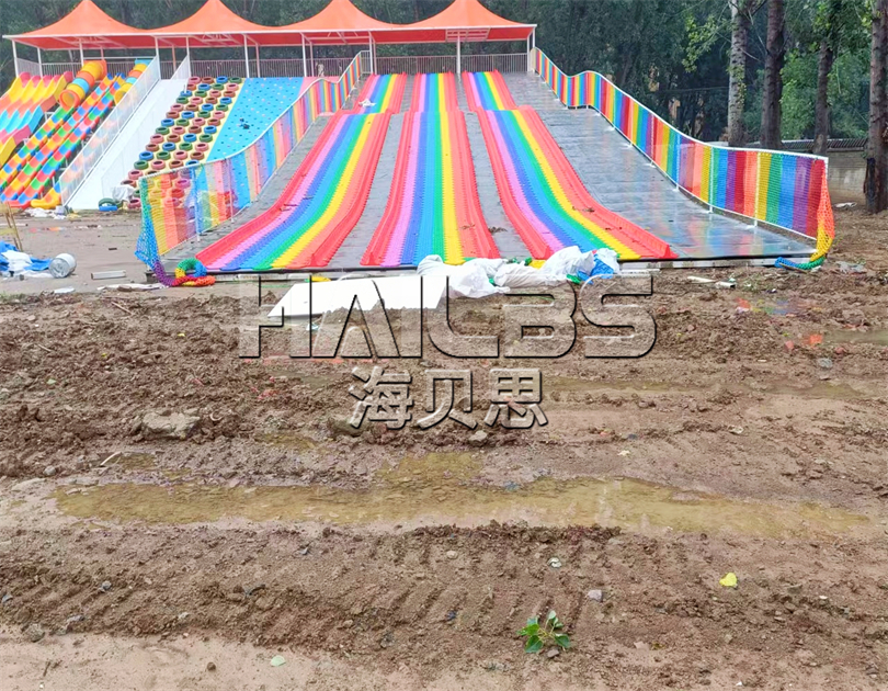 南陽鄧州無動(dòng)力樂園施工現(xiàn)場(chǎng)