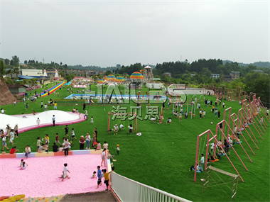 四川渠縣撒歡樂園運營現(xiàn)場